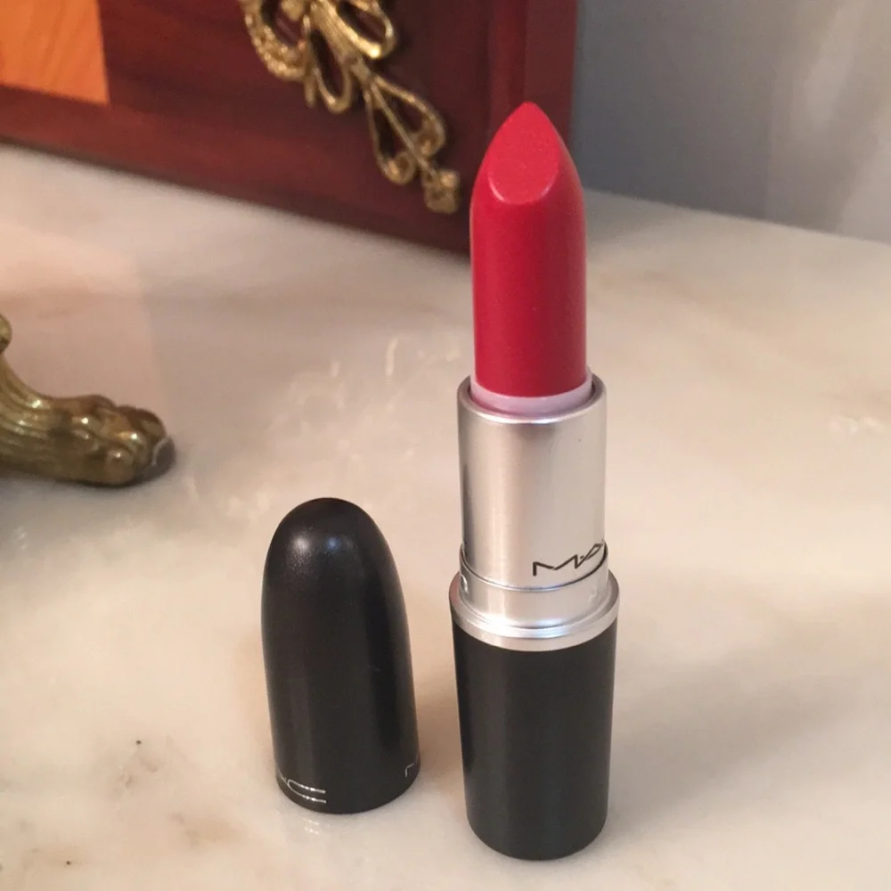 MAC Cockney LUSTRE LIPSTICK 502 Cockney